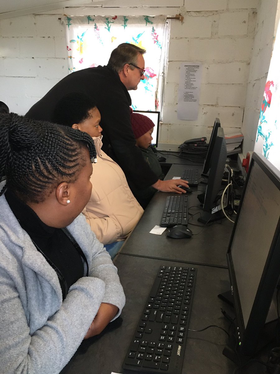 PhiliDLC's tweet photo. #Wonderfilled #Learning #BYA Exams taking place @PDLC @GwfOnline @LjJonita @Nj_LaNdlazi https://t.co/SjoeRlTEig