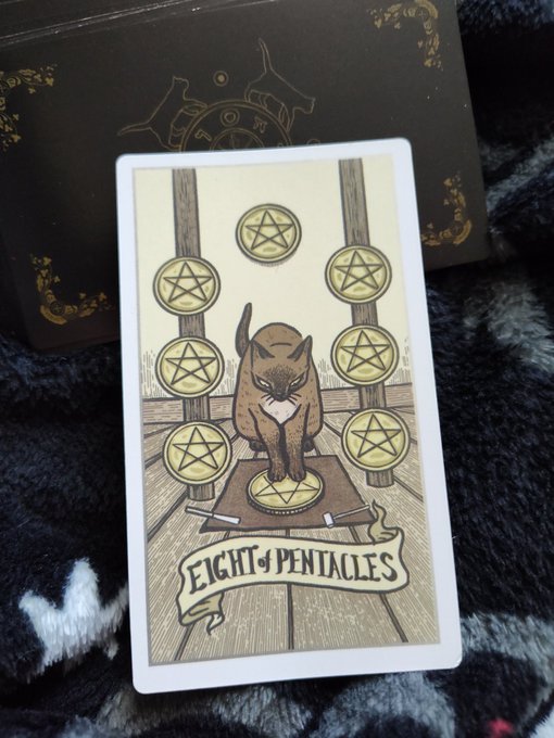 19 червня ваша #картадня у #таро це - 8 пентаклів! День дуже плодотворний! Варто починати нові проекти<a href="/tag/%D0%BA%D0%B0%D1%80%D1%82%D0%B0%D0%B4%D0%BD%D1%8F"class="tags">#картадня</a><a href="/tag/%D1%82%D0%B0%D1%80%D0%BE"class="tags">#таро</a>