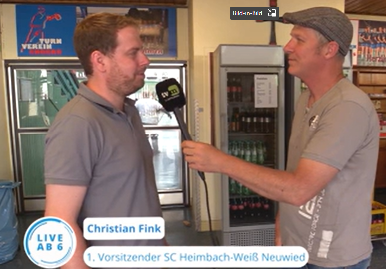 SandraSchmidtIA's tweet photo. TV-Bericht zum 13. #RLPOpen u.a. mit Christian Fink, dem 1. Vorsitzenden des neuen 1. Bundesligisten SC Heimbach-Weiß Neuwied: "In unserer 100-jährigen Vereinsgeschichte ist das ein Novum, das haben wir so noch nie geschafft". @SchachBL
https://t.co/W9u62Hb8iM https://t.co/zQsibXthqP