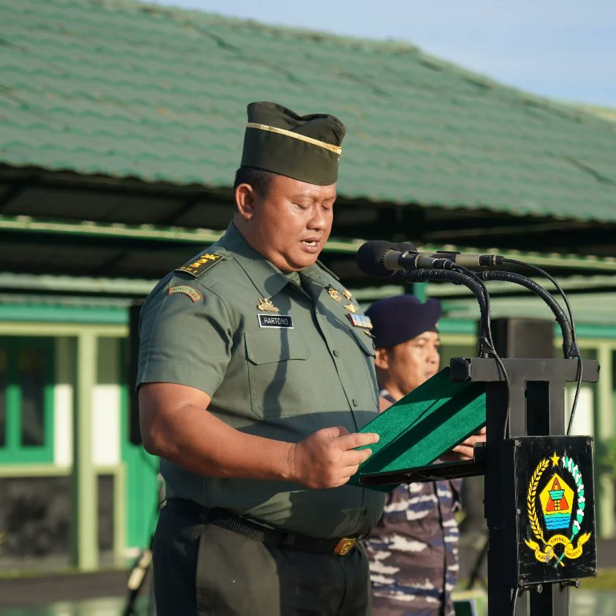Korem023_ks's tweet photo. Korem023/KS gelar upacara 17an bulan Juni 2023 https://t.co/yWpk3XmWh4