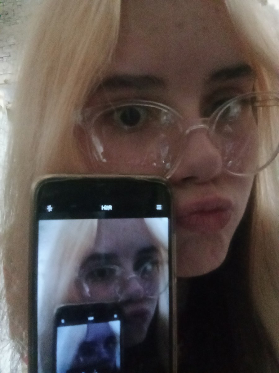 teri_999's tweet photo. I love edelweiss ~π
_______
#EdelweissSelcaDay #EdelSelcaDay #TFNSelcaDay #ESD #TFN #KIO @TFN_official_ https://t.co/BzSSfmieYc