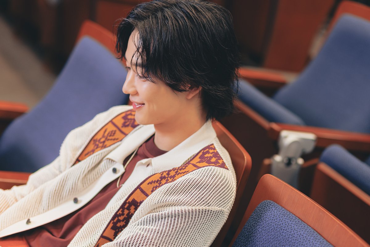 plusparavi's tweet photo. #Paravi で配信中の『#さらば佳き日🕊』#鈴木仁 さんにインタビュー🎤

取材前、共演の #山下美月（#乃木坂46）さんに「私の印象を聞かれたら、"素敵な女性でした"って答えてね！」と言われたそう🤣　仲の良さが伝わってきます☺️

▼撮りおろし写真も満載！ぜひご覧ください📸
https://t.co/zkFLDL98J7 https://t.co/9lfYlCXdNp