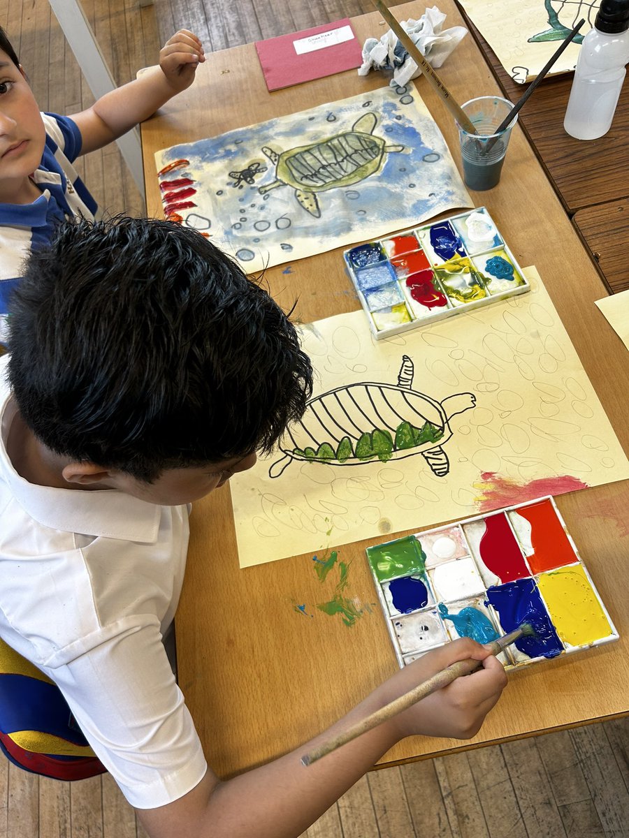 P4Lorne's tweet photo. CHALLENGE: To create green without being given any green paint with links to our under the sea topic🖌️🎨🐢🌊 https://t.co/weAvuXrByU