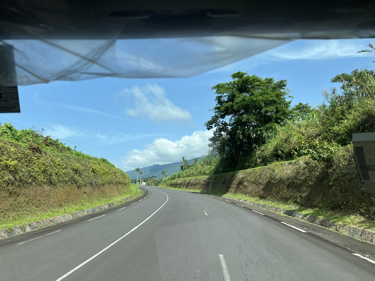obamada_'s tweet photo. Tras 20 largos y bien disfrutados días de vacaciones, de vuelta a la rutina diaria al Servicio del Ciudadano!
@ofivege
#ofivege #Baney #MondayMotivation 🤍 https://t.co/0ElGnzev3S