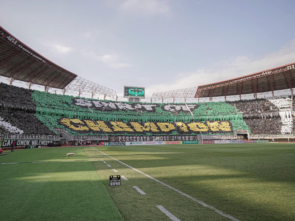 persebayaupdate's tweet photo. Green Nord
🖤🖤🖤🖤🖤
💚💚💚💚💚

#persebayaday #fightforbelief https://t.co/iTm8EnWnP8