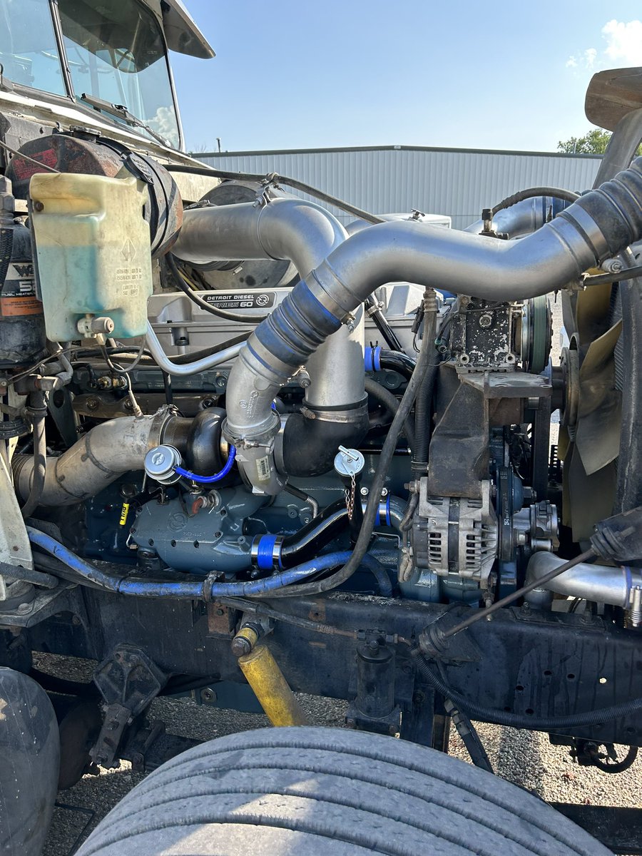 Went in for a wheel seal and to fix the A/C. Came out with a brand new motor. Trucks are fun 🙃