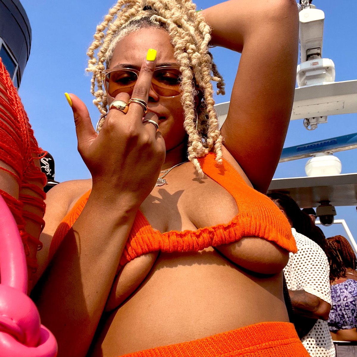 theplatinummami's tweet image. 😅 #JuneteenthWeekend #dump