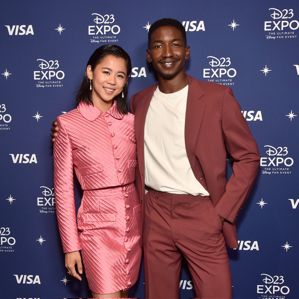 One of the many reasons why I love #Elemental so much is the fact that Ember and Wade are voiced by an Asian woman and a Black man respectively. An interracial couple that doesn't involve a white person voicing leads in a Pixar movie is a first. We love to see it!