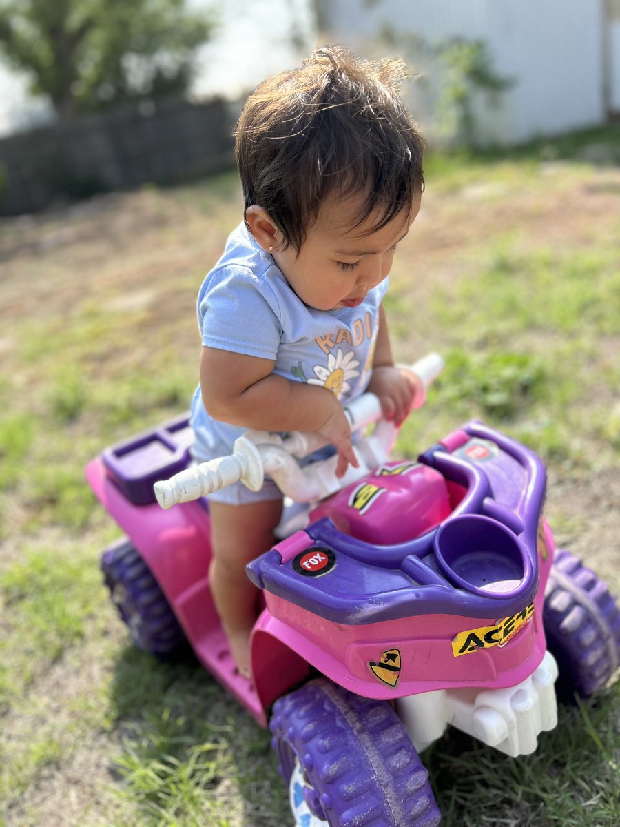 gabe_gray77's tweet photo. I really love being your dad ❤️ https://t.co/OnEGYrSN5o