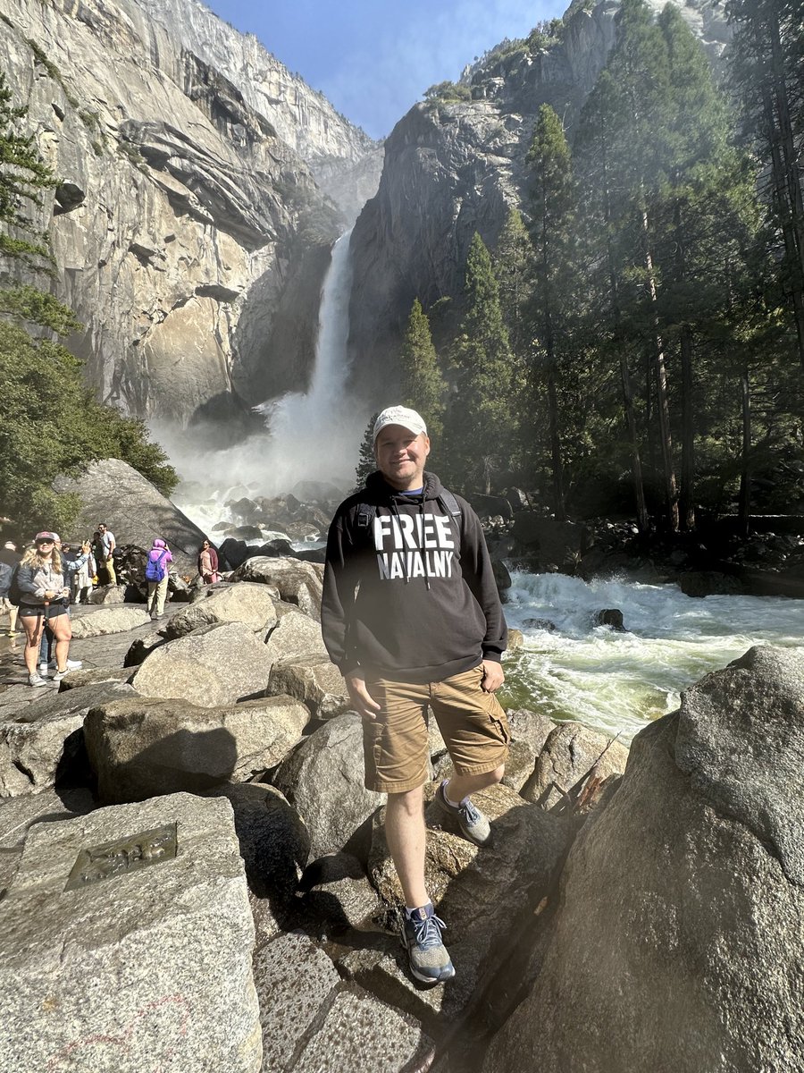 Самый высокий водопад в Штатах
#FreeNavalny