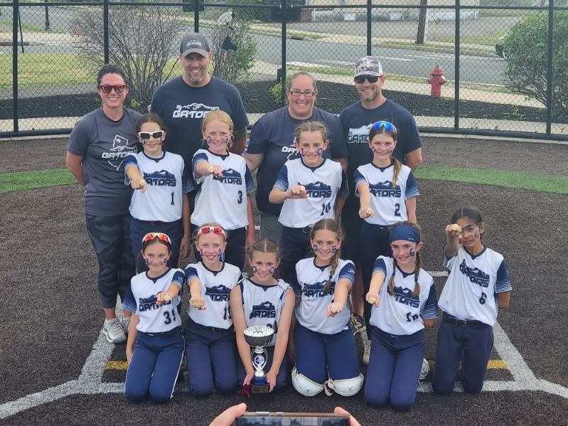 Another weekend another ring. The NJ Gators 10U go undefeated en route to winning the Kraze Fireball Classic. But more importantly they get fundamentally better every week. Keep working girls!! 🐊🥎👏