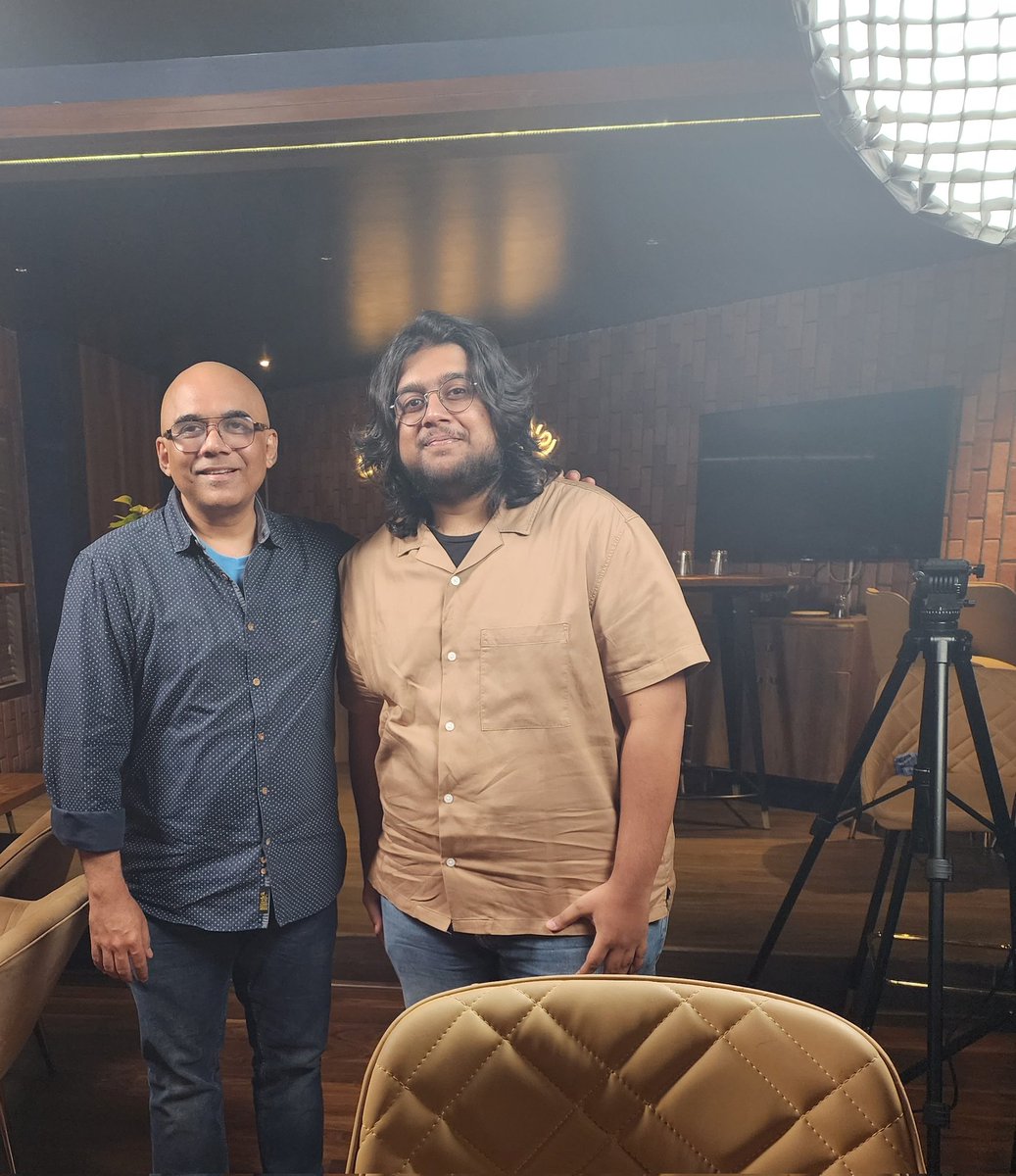 baradwajrangan's tweet photo. Today on @galattaplusoffl 

Sanjay Narayanan, who made the lovely #MaalaiNeraMallipoo (now on @ahavideoIN) at the ripe age of 21. (He is now a riper... 22). https://t.co/mpOEUxp1D9