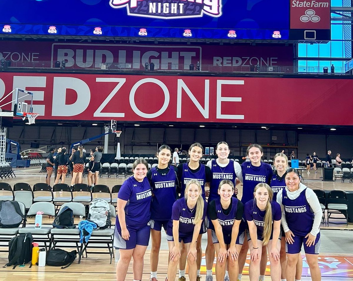 SMHS_GirlsHoops's tweet photo. The Mustangs finished 1-3, including a WILD double overtime game. We got to hangout, play and watch hoops in the best environment summer basketball has to offer. Thank you @section7az for a first class experience! https://t.co/rsXafy2PSu