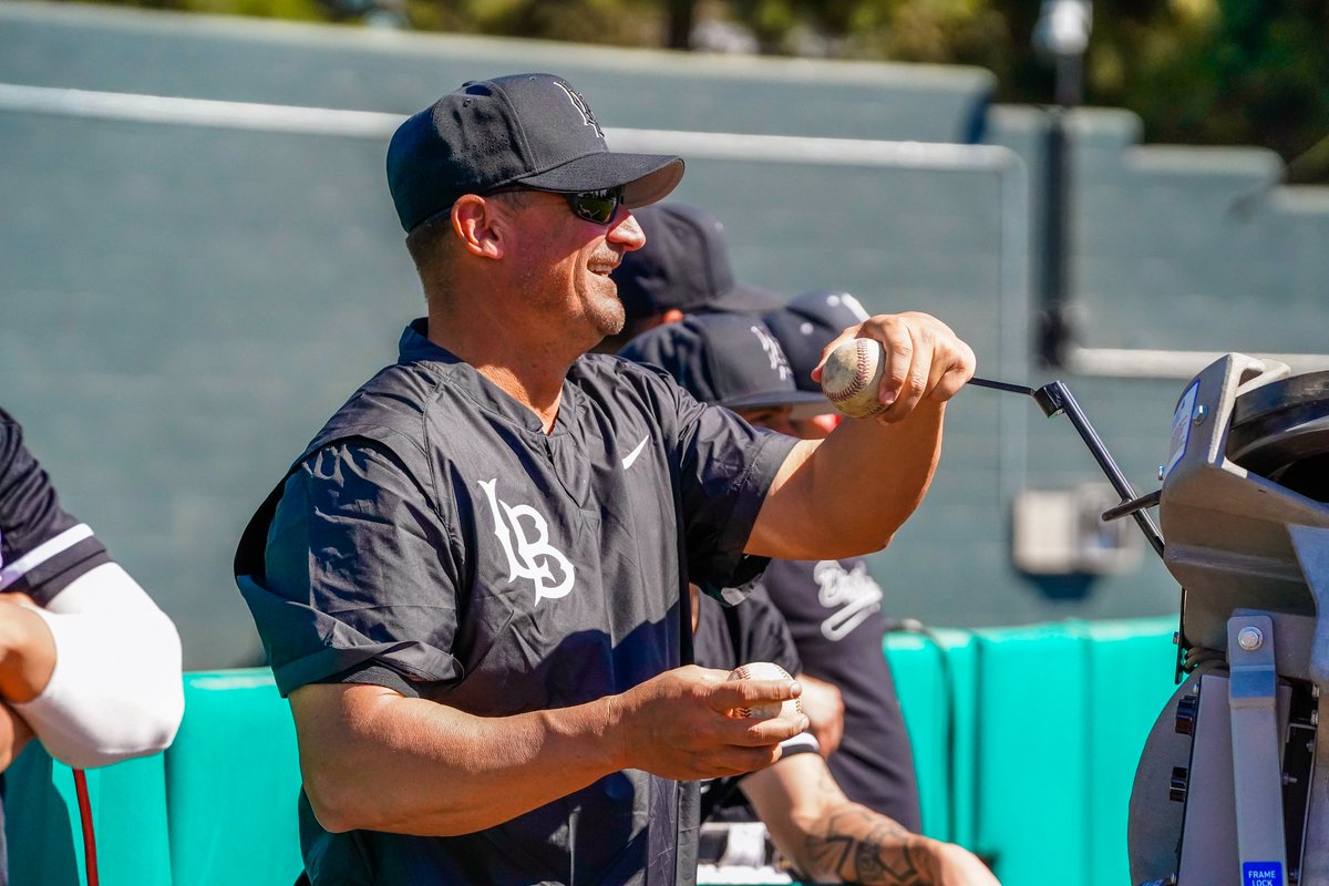 LBSU Dirtbags tweet media