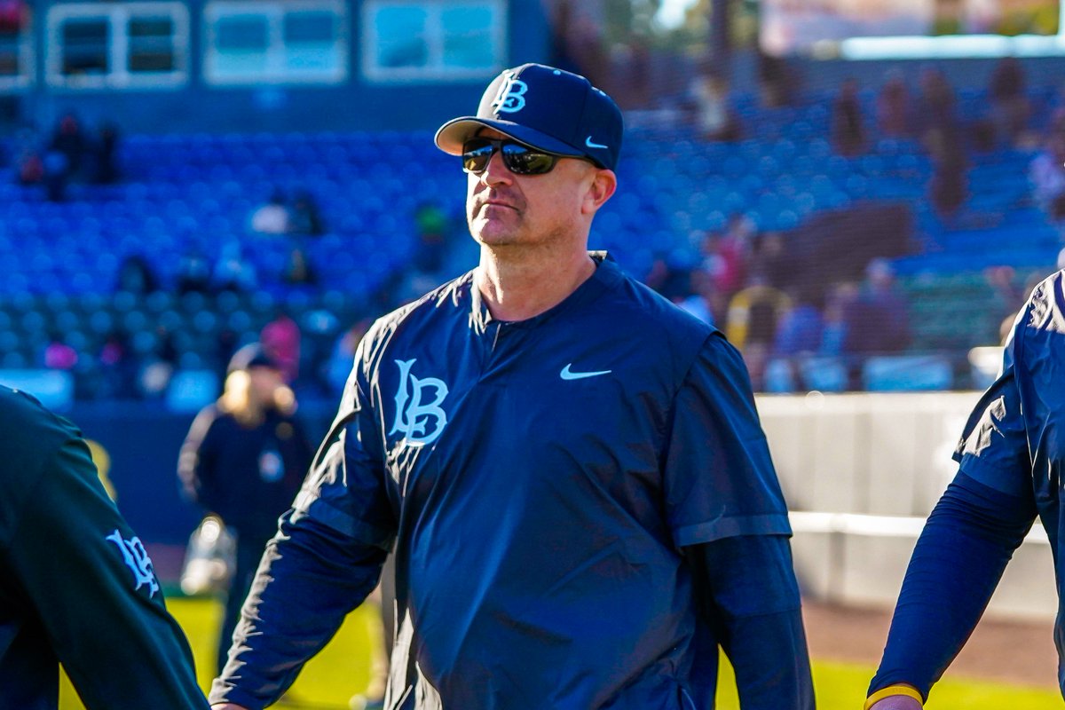 LBSU Dirtbags tweet media