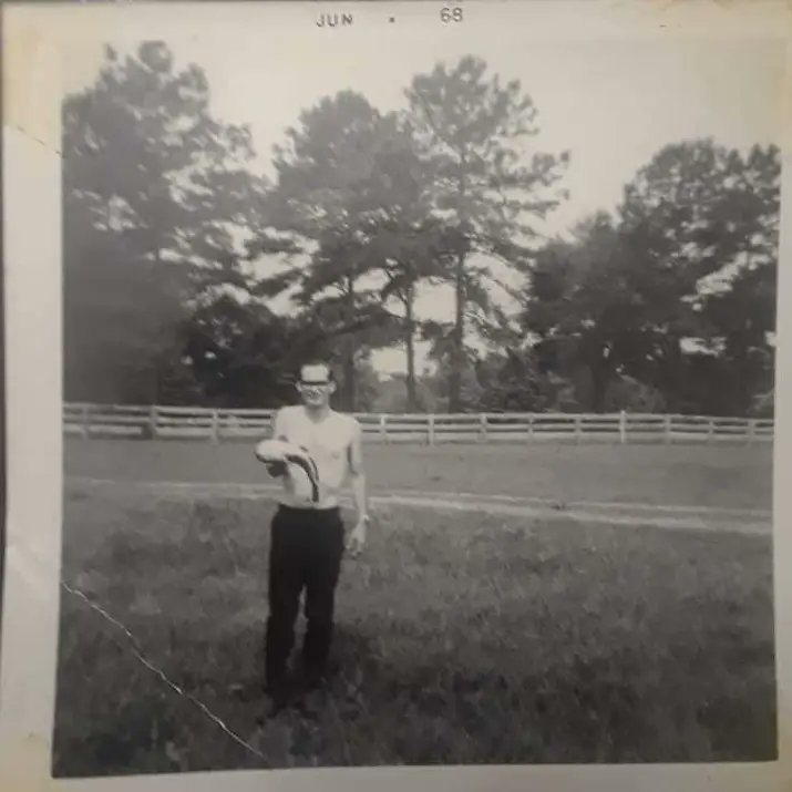 sraywolf78's tweet photo. *REMEMBERING MY DAD, BUDDY WAYNE RAY! #RihDad 😇 https://t.co/FWURJLIhGU
