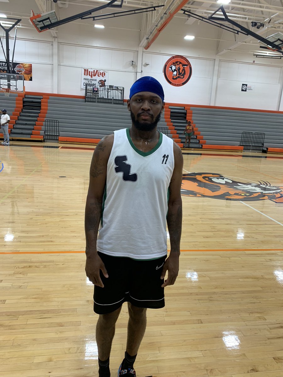 SpenceLeague's tweet photo. Week #3
GAME 5
Final
Forever Gifted (2-1) 45
KC Crush (0-3) 38
MEMBERS OF THE GAME
Anthony Sims 10 Pts 3 Reb 2 Ast
#WinTheLeague #SpenceLeagueProAm #BetterLeague https://t.co/tG3uozmdap