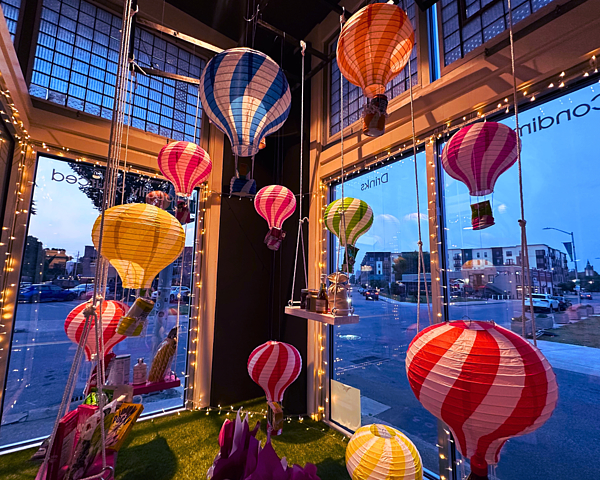 RealLeeDarnell's tweet photo. New artwork for sale! - "Balloon Fantasy Storefront " - https://t.co/GGN8aPw7fe @fineartamerica https://t.co/o8YuK11i6q