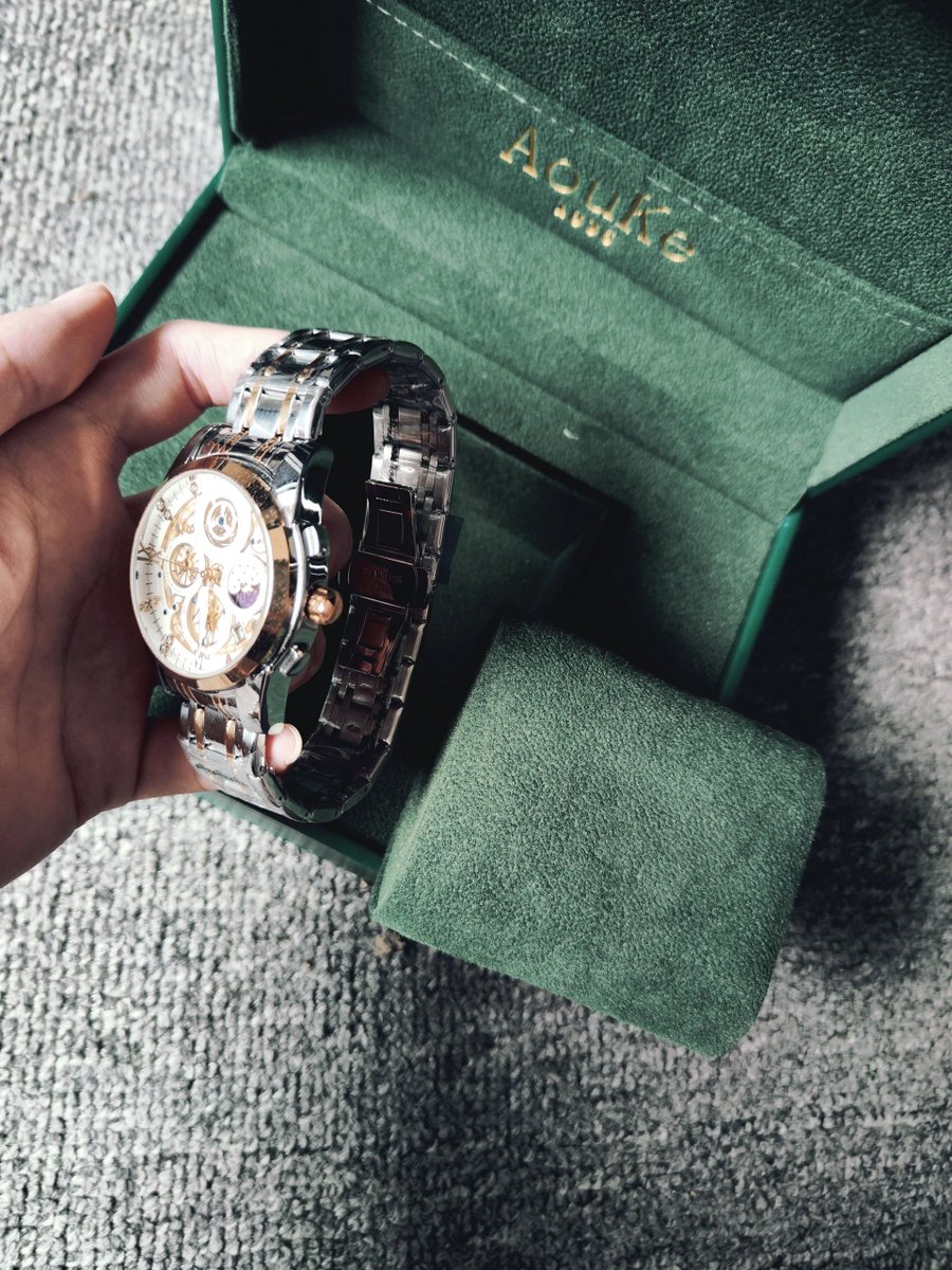 ChrisAllen68601's tweet photo. 👨‍👦 What to get for Father's Day? It's better to choose a watch that makes Dad handsome!
        
#watch
# wear a watch all the year round
#watch
#mechanical watch
#aouke #AOUKE
#August
#AouKe https://t.co/eqNZi2edCU