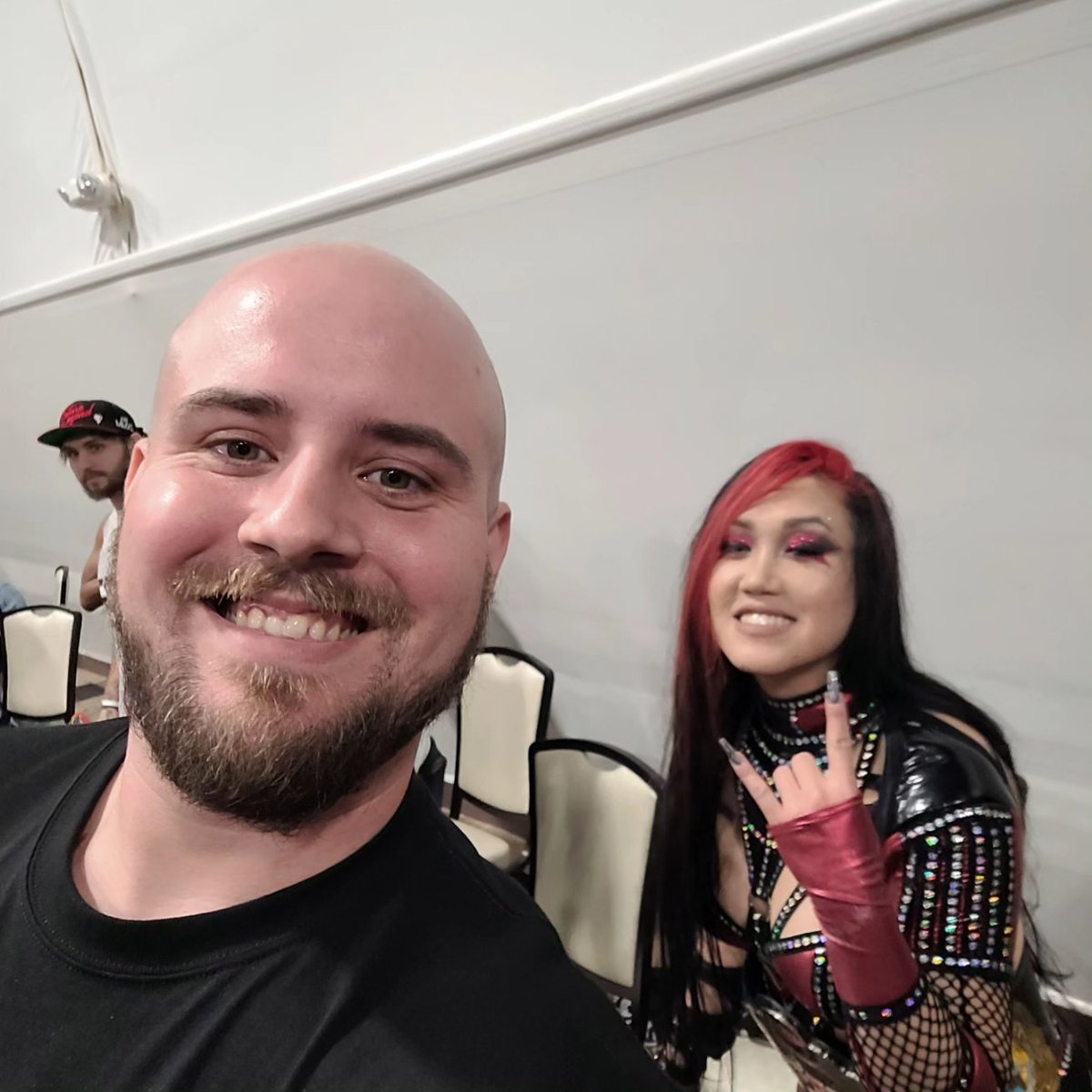 its_huggy's tweet image. #fsw14 was such a good time. Shout out @HellBentVixen @DashingChrisBey @The_Ace_Austin for being so nice and taking a pic. Pro Wrestling is the best