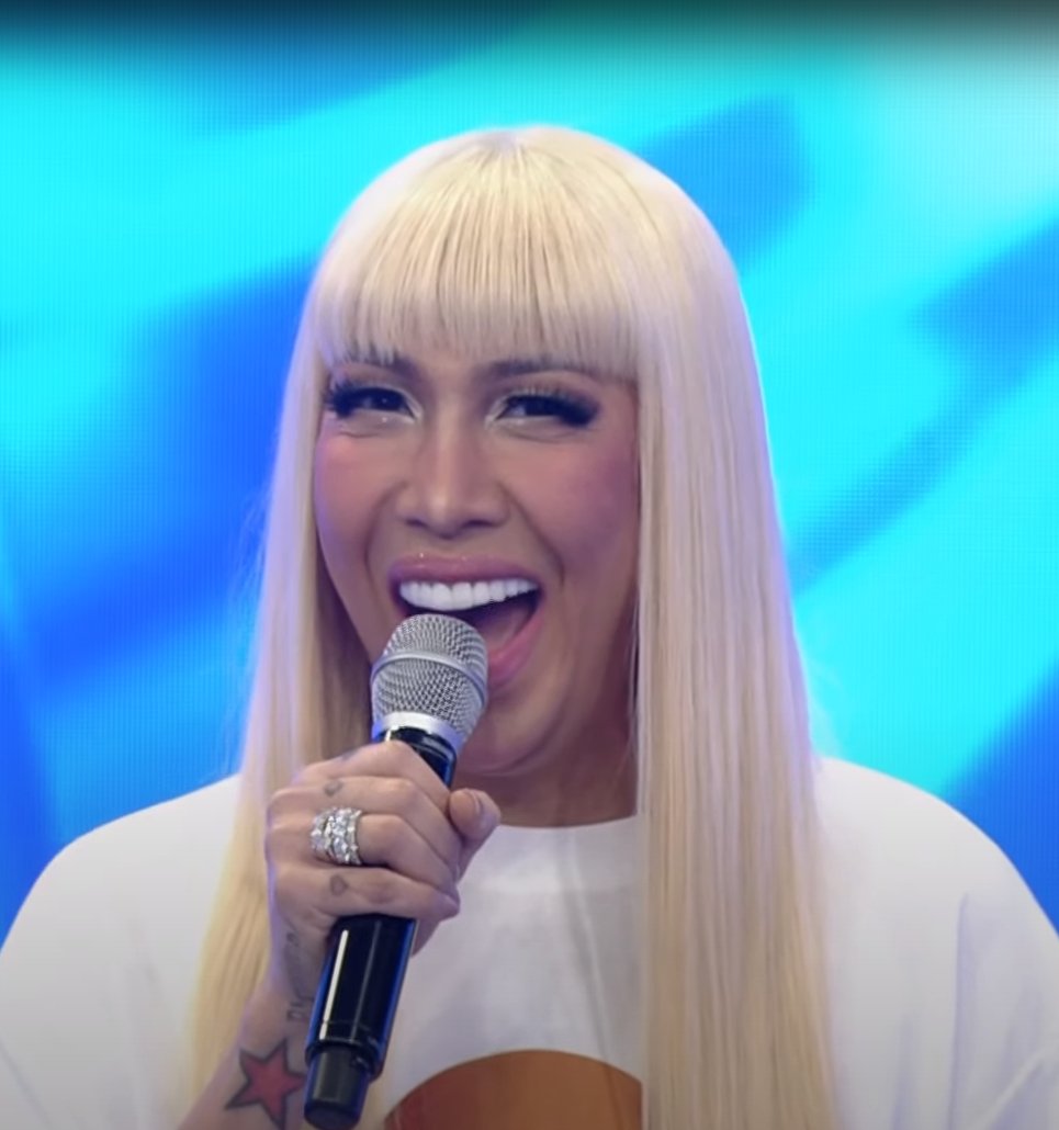 rsplawers's tweet image. hello ganda!!

#MiniMsUonShowtime 
#ViceGanda | #IonPerez | #ViceIon