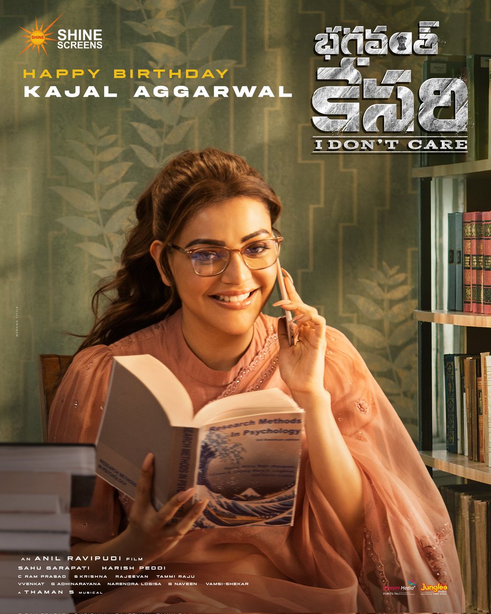 Team #BhagavanthKesari wishes the ever-charming @MsKajalAggarwal a very Happy Birthday ❤️ May your magnetic presence captivate the audience on the big screens 💥 #HappyBirthdayKajal 💫 #NandamuriBalakrishna @AnilRavipudi @sreeleela14 @rampalarjun @MusicThaman @jungleemusicSTH