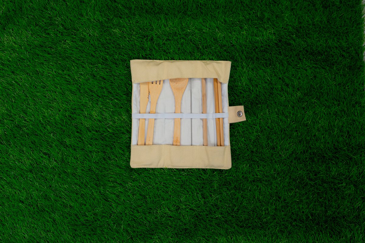 trashbeerecycle's tweet photo. Sustainable Bamboo Cutlery by Trash Bee.

Whether you want to contribute in plastic reduction, are a office goer or love to travel, this bamboo cutlery can be your personal accessory in acieving your targets.

You can order us at:
+923316667337 https://t.co/c5iAJpLXvz