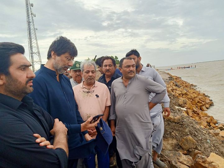 Honorable Secretary Irrigation Mr. Zarif Iqbal Khero after assuming charge, Inspecting Keti Bunder and allied areas, Inquiring the condition of local government constructed bund and defusing of cyclone BiparJoy along with the KB Region team