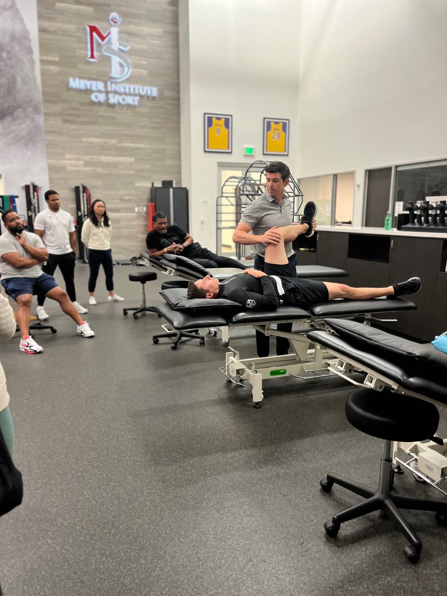 enda_king's tweet image. Fantastic couple of days in LA with staff of @LAClippers @LAKings @meyersportLA with @sportsmapnet discussing all things #groin and #ACL. Fantastic high performance and growth mindset teams. Many thanks @MeyerSportsPT for the invitation and fantastic hospitality. @aspetar
