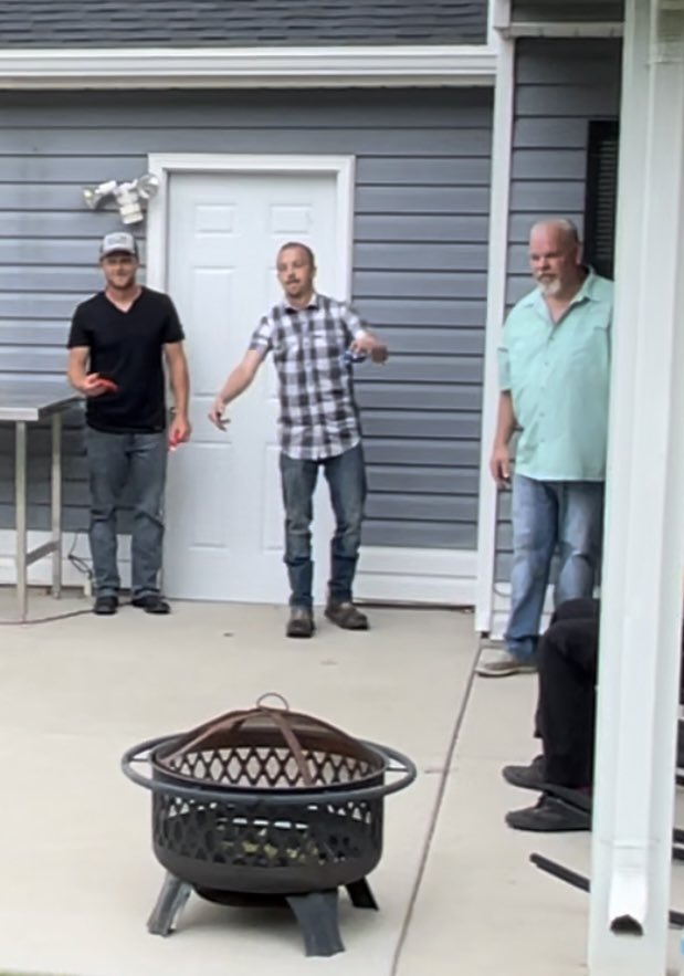 musicnerd2228's tweet photo. Happy Fathers Day to my Dad and Brothers and all the dads out there. It was a fun day. Hope you all enjoyed it. #happyfathersday #dad #fathersday #familytime #familyfun #love #fathers #family https://t.co/4NS2aOoyko