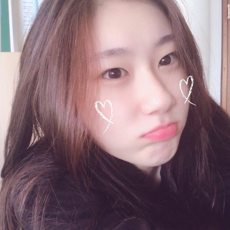 chaeryoldpics's tweet photo. https://t.co/xlXcnCnYFj
