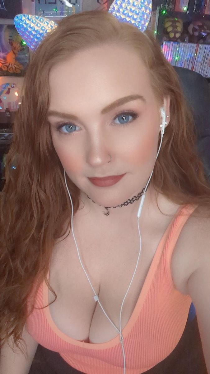 ❤️LIVE!! 👀 Looking for some conversation this evening? 🪷 Stop by @ twitch.tv/sweet_peanut 💗 I'll keep you company, 💦 Playing Games and chillin'🎮 #SundayFunday #worldofwarcraft #Hearthstone #Fortnite #gameswithfriends #gamergirl #Redhead #dogcam #420friendly #chill #drinks