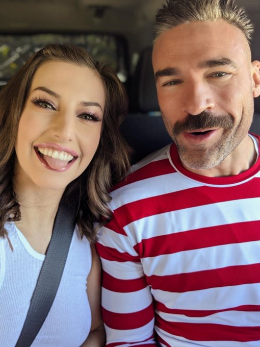 I typed "dad" into the search bar of my photos and this photo of me and @mrstudshit came up instead of<a href="/tag/mvsales"class="tags"><span>#mvsales</span></a>