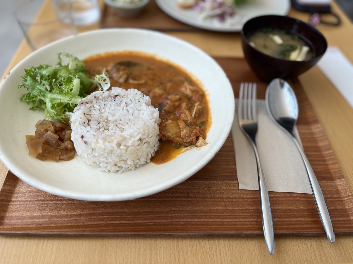 RinreiTape's tweet photo. こんにちは！
昨日ですがsﾁｬﾝと
浜町にある #HamaHouse 様にて
リンレイテープカフェ同好会をキメてきました✨
トロトロプリンも美味でした🍮

先生🧑‍🏫

#カフェ
#カフェ活
#浜町
#人形町
#飯テロ
#ランチ https://t.co/69HqUHgCki