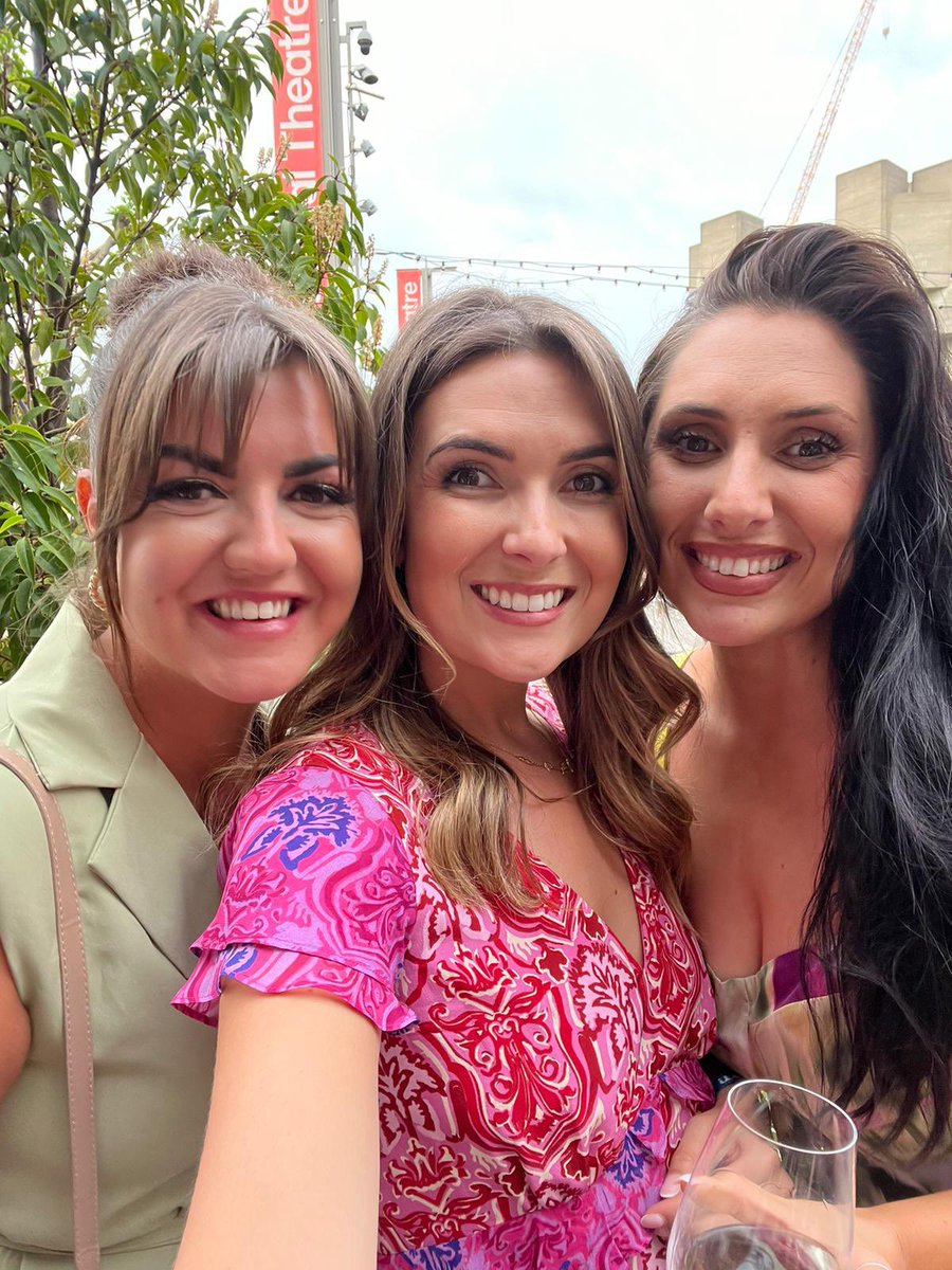 EmilyNewsReader's tweet photo. A rare day out of the office at the @itvnews awards in London. Congratulations to my lovely colleagues at @itvtynetees @ITVborder for their awards! ⭐️ https://t.co/eMlvMrmY9U