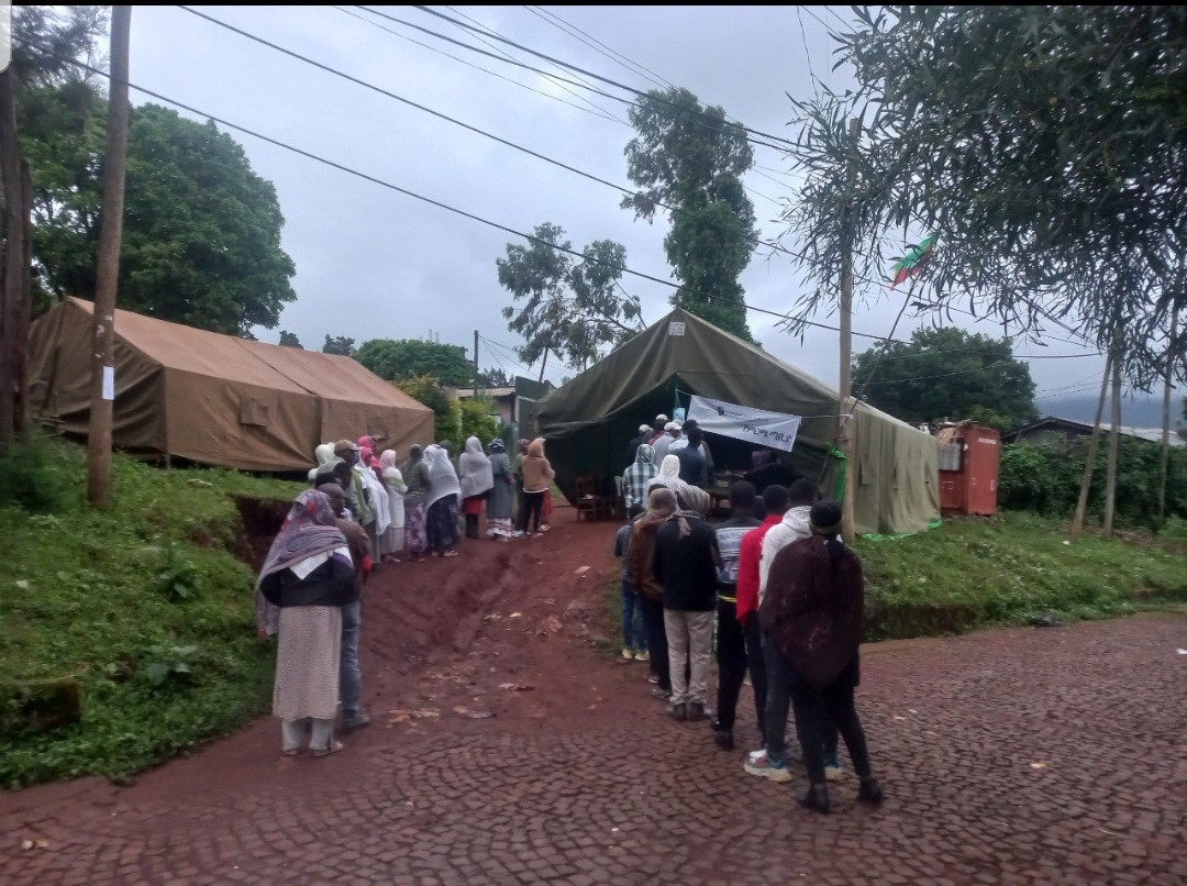 Residents in the Wolaita zone's 16 woredas and six city administrations are voting in a referendum rerun. In order to observe this process, @CecoeEth has deployed 120 stationary and 28 mobile observers.