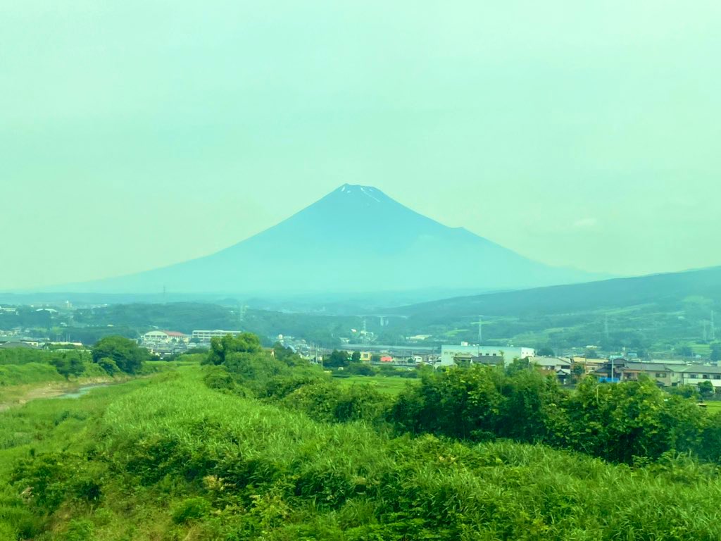 こんにちは☀️ 6/18さわやかウォーキング 沼津 参加しました🍭 🍬少しずつ... 振り返りをツイートします📝 豊橋〜三島🫧 新幹線を利用しました🚄Aqoursラブライブラブライブサンシャイン東海道本線東海道新幹線沼津ラブライバーと繋がりたいloveli