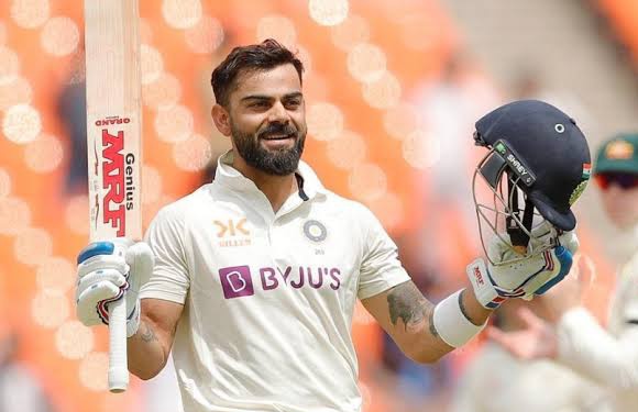Ravi Shastri said - 'Virat Kohli's will power and his mental strength & toughness is amazing. Example, He would eat everything, one day he tells me, Ravi Bhai I am a vegetarian & I said what? I found it very hard but I stuck to it. He became a vegan as well. He's amazing'.