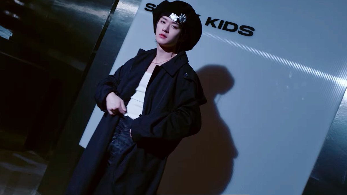 we're not gonna die young, now GET LIT Video released on youtube. feelin' super hot like on a runway with these outfits, check it out now!

🔗 youtu.be/T8WVJWiJduM