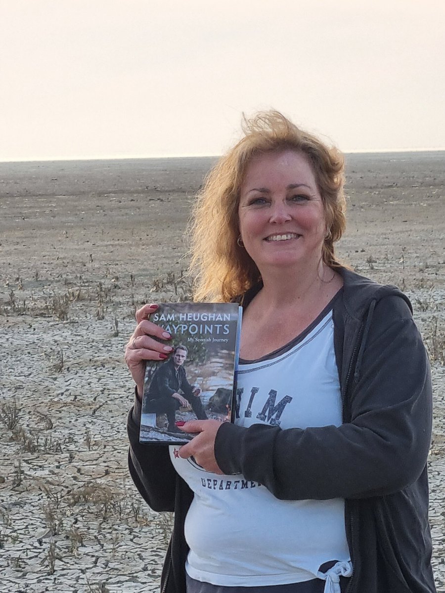 What an incredibly sparkly stop for our #WanderingWaypoints book.

Irene took our book to visit the Waddenzee, the northernmost part of the Netherlands.
The joy radiating in these photos is such a beautiful thing to see.

Thank you for sharing your special place with us Irene ✨
