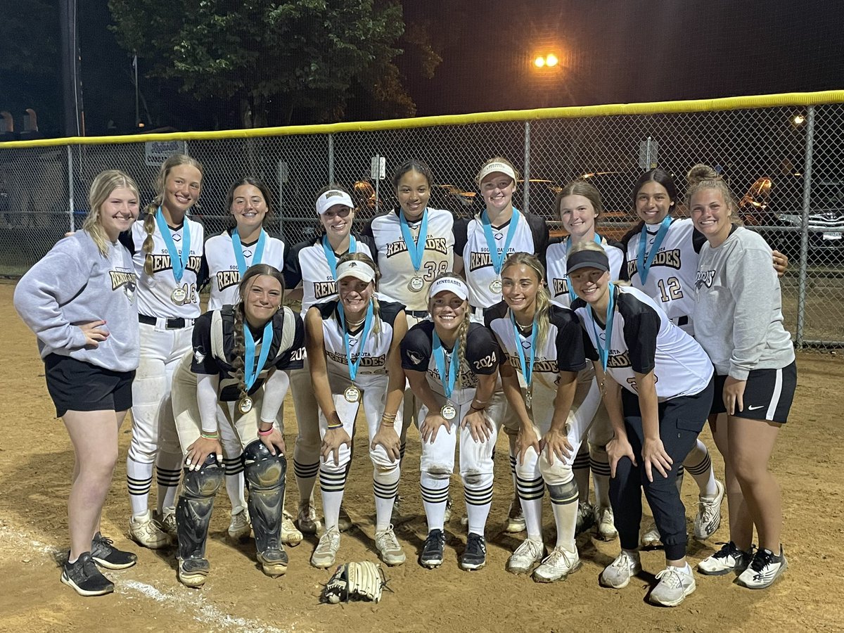 2023 S&amp;C <a href="/sandcsports/">S&C Sports Services</a> Summer Showcase 16u Champions! 🏆

Rennies battled Starters/Catalyst National to a 5-2 victory to hold on to their 8-0 weekend record.  #LGR 

Thanks to <a href="/sandcsports/">S&C Sports Services</a> for a competitive weekend of ball!

Up next:  Louisville Slugger IDT in Longmont, CO.