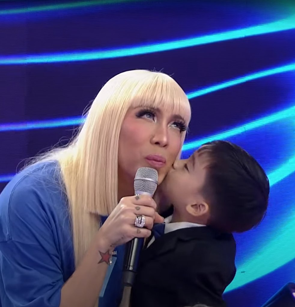 rsplawers's tweet image. huhu cuuuute!!!!!!

#MiniMsUonShowtime 
#ViceGanda | #IonPerez | #ViceIon