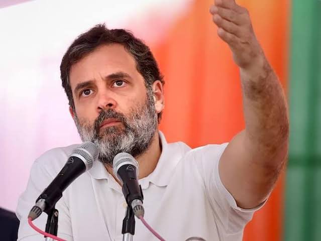सच्चाई, निर्भीकता व साहस के पर्याय, कांग्रेस के सभी कार्यकर्ताओं के नैतिक बल, भारतीय राष्ट्रीय कांग्रेस के पूर्व अध्यक्ष श्री राहुल गांधी जी को जन्मदिन की हार्दिक बधाई व अनंत शुभकामनायें। 

सत्य और अहिंसा के प्रति आपकी प्रतिबद्धता अनूठी है। मैं ईश्वर से आपके स्वस्थ व दीर्घायु