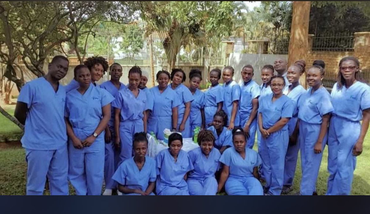 abipesh1's tweet photo. Don’t strain with patients we have the best carers that will give you value for money! At Vantagecareltdug we have home health aide, Elderly care &amp;Bedside nurses https://t.co/u5AzRr9efh