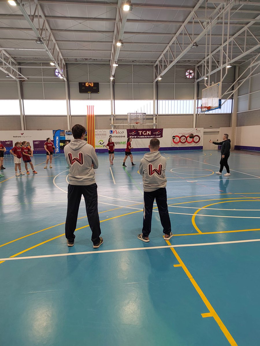 i_am_winners's tweet image. 🏀 The first moment of the day 🏀 

A veces conviene que el entrenador renuncie a la microgestión y darles a las jugadoras con talento el espacio que necesitan para tener éxito.

#11añoswinners
#11añosbaloncestofemenino 
#workwithstyle