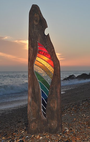 womensart1's tweet image. Louise V Durham, stained glass and driftwood sculpture, Shoreham by Sea, UK #WomensArt