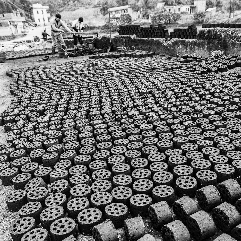 JinzhengEnergy's tweet image. {Jinzheng News} Some coal mines in Inner Mongolia raise prices

On the 19th, downstream customers were stable, coal mine sales in Inner Mongolia were good, and some coal mines raised coal prices by CNY20-25.

#coalmine #marketanalyze #InnerMongolia #thermacoal