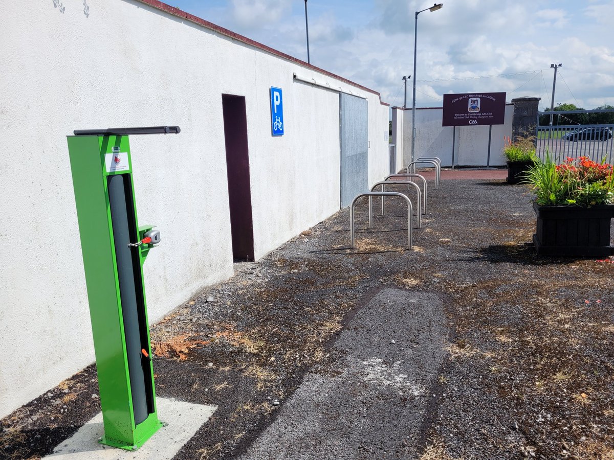 Two new bike racks, sponsored by the Camogie Club, have been installed at @ClarinbridgeGaa.  Along with the rack installed by @GalwayCoCo  outside the club gates, and the new pathways in Kilcornan, it has never been easier to cycle to the Club. 
#GAAGreenClub #GAABelong