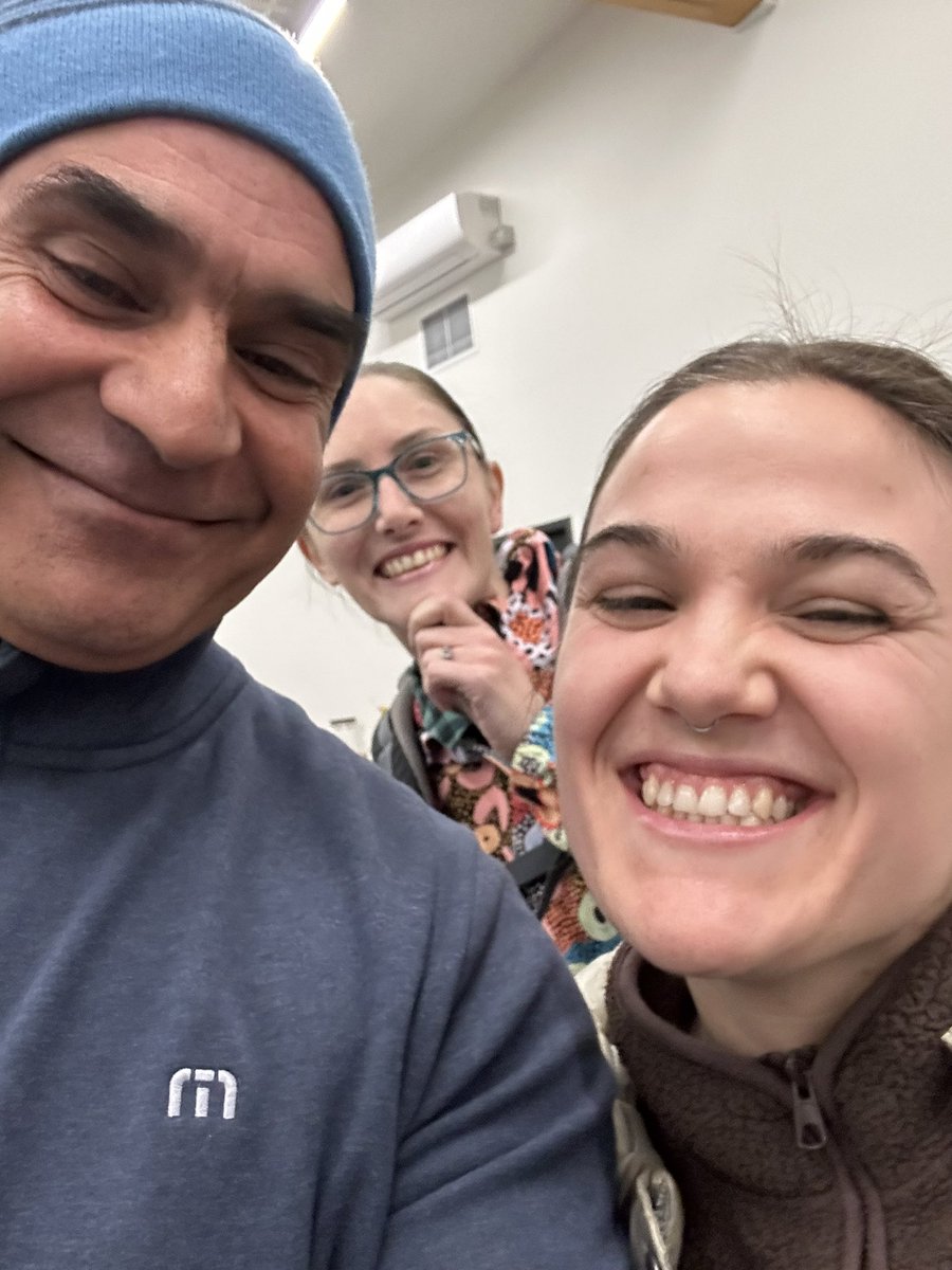 mrngunnawal's tweet image. Hanging with @dayofrebecca for our First Nations Science