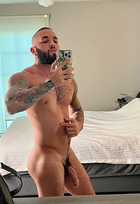 Front or back? 🤭 https://t.co/CI4tiH4c9y